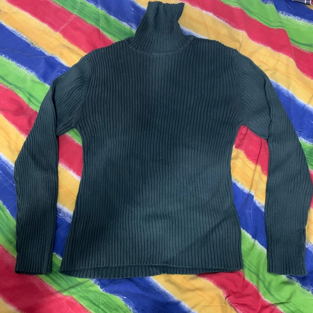 Gap Turtle Neck (Youth)